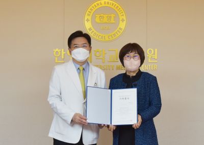 NTI로부터 마스크 10만 장 기증 받아